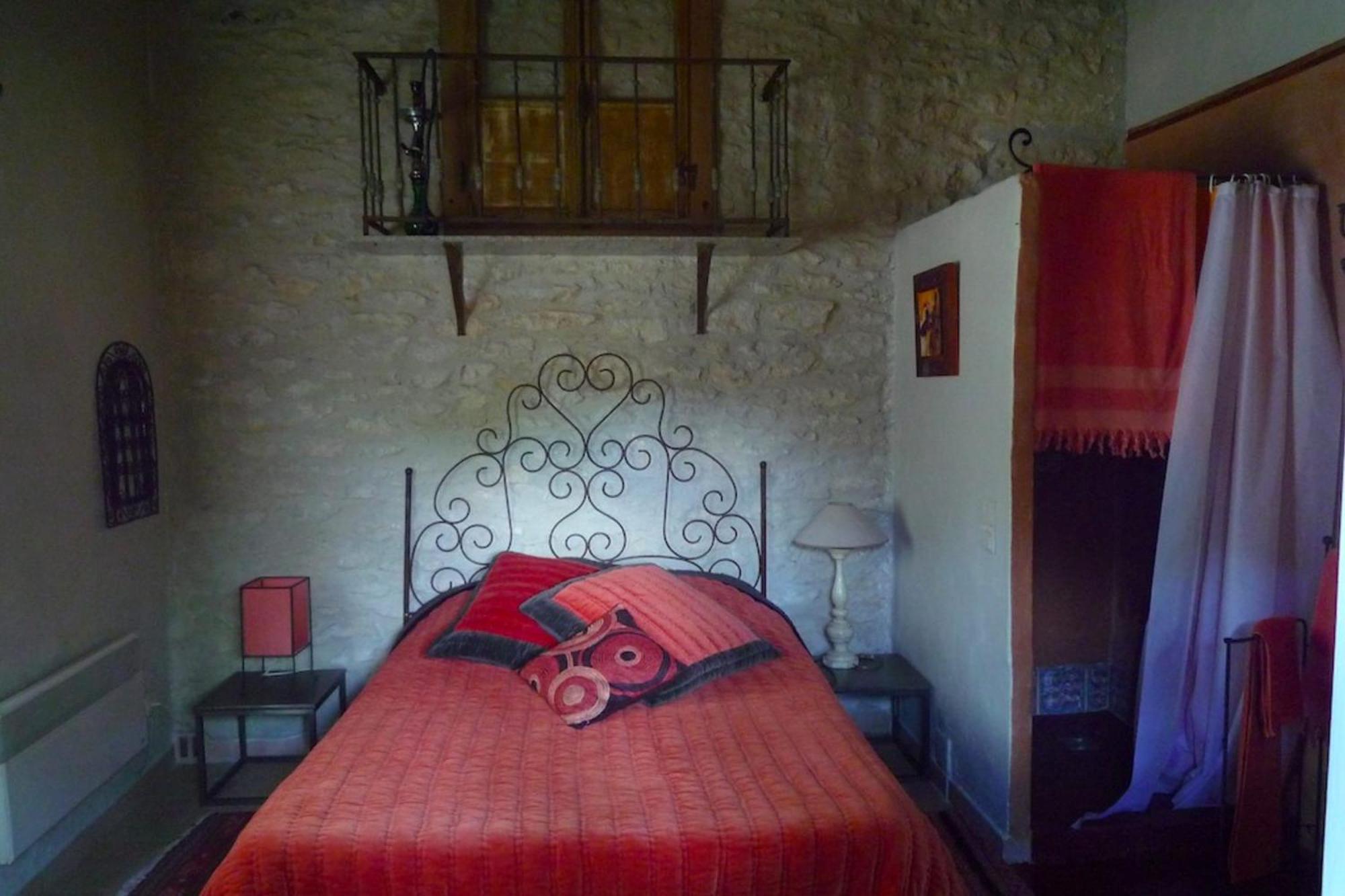 Beautiful Provencal Villa With Pool And Jacuzzi Lacoste  Dış mekan fotoğraf